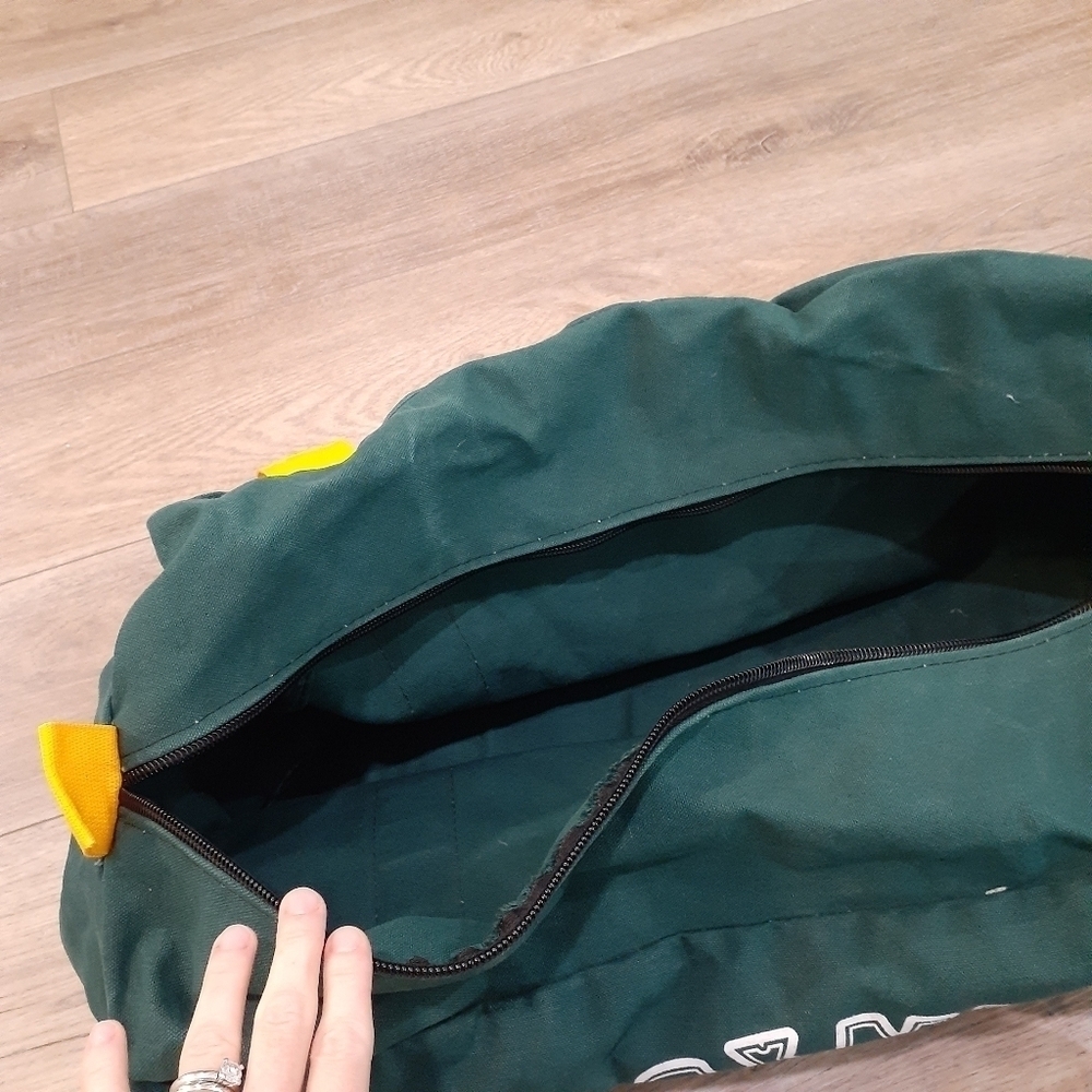 Retro Camp Muskoka Cottagecore Canvas Dufflebag - Picture 6 of 10